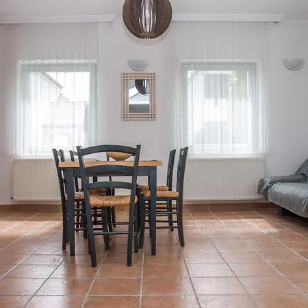 Дом отдыха In 38170