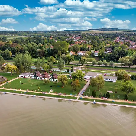 Prázdninový dům In 38170 Balatonmáriafürdő